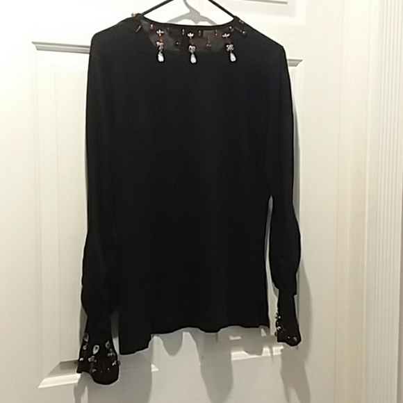 Sweater with bead trim - Picture 4 of 8